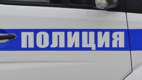 Сотрудниками полиции устанавливаются обстоятельства ДТП в Корочанском районе
